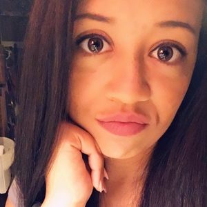 Meet your Posher, Ashton